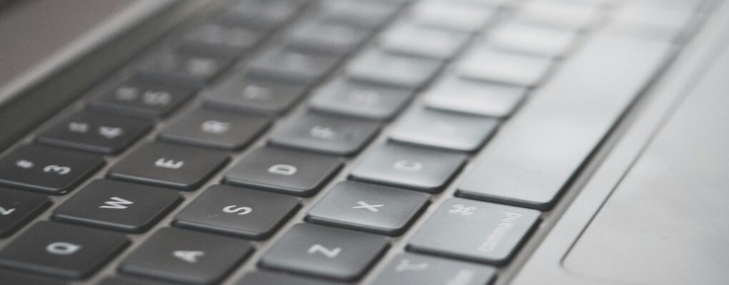 gray computer keyboard